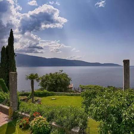 Villa La Limonaia - Theater