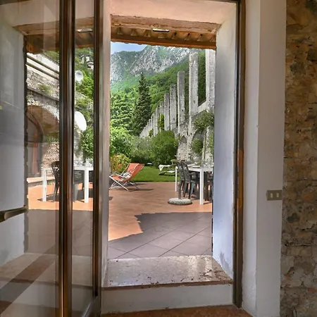 Villa La Limonaia - Theater