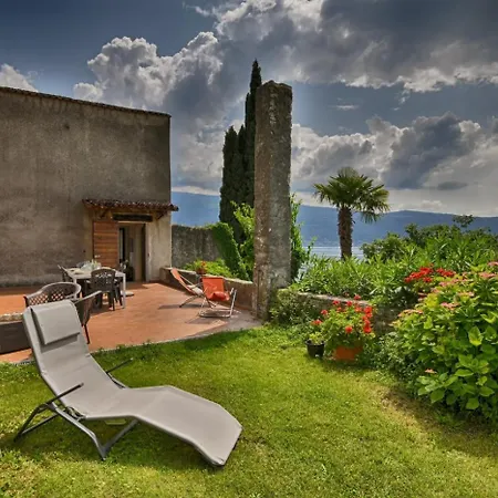 La Limonaia - Theater * Gargnano